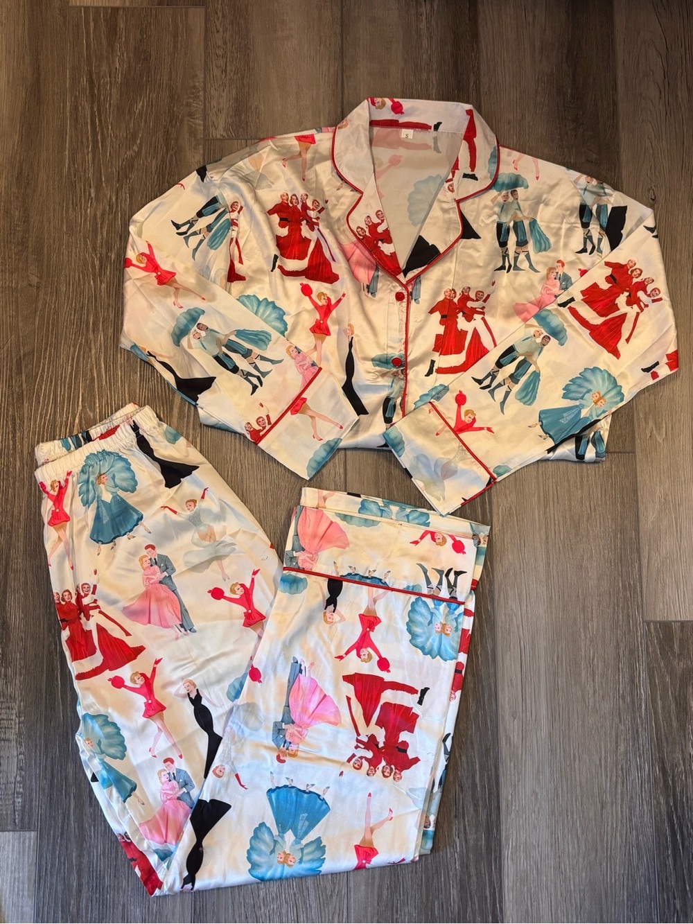 ❄️White Christmas❄️ Satin Pajama Set